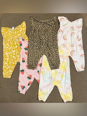 Set of 5 Baby Rompers 6-12mo